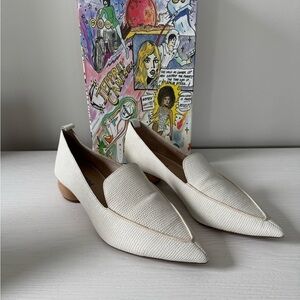 Jeffrey Campbell White Textured Pointed Toe Low Heel Loafers